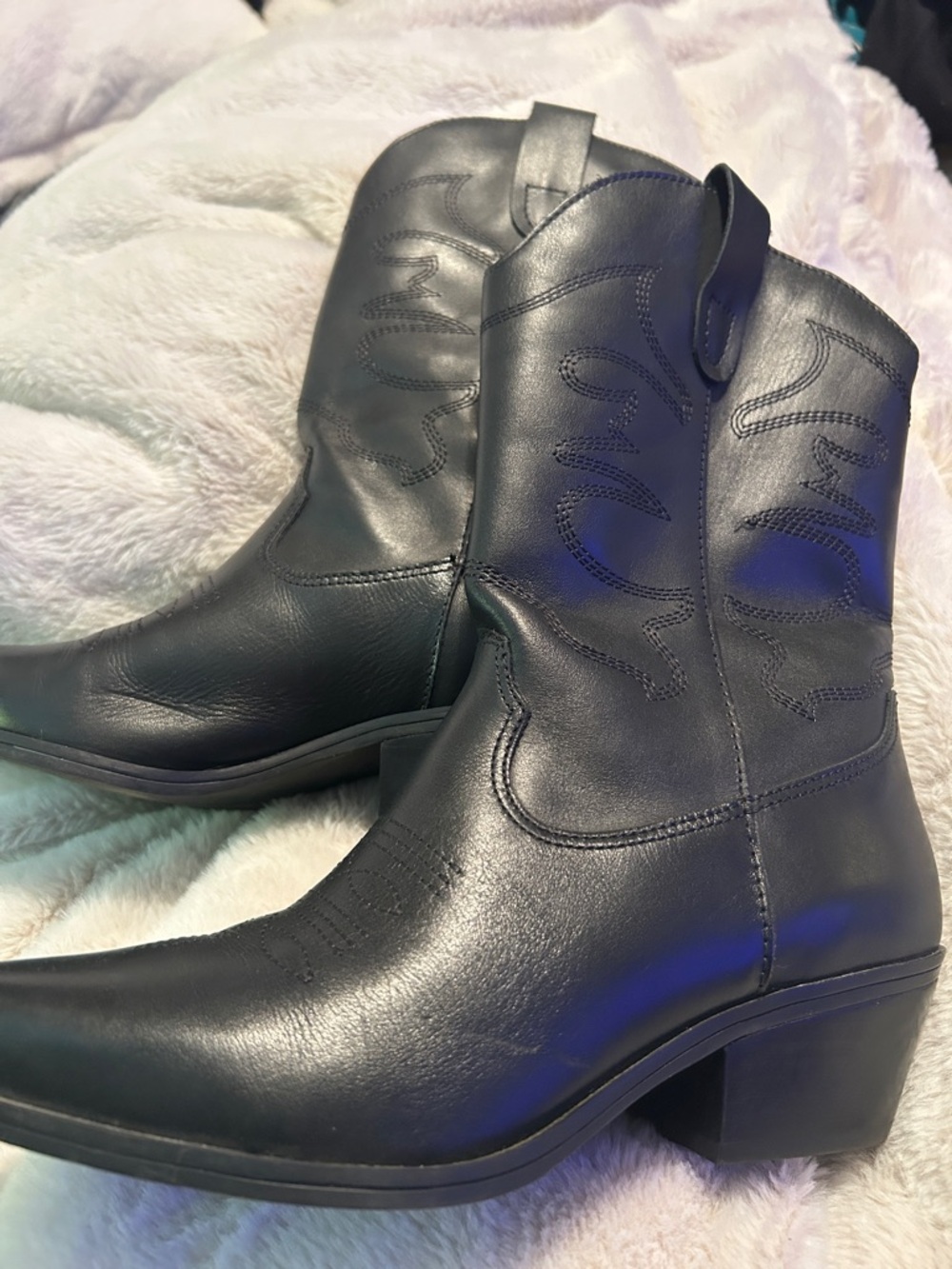 Steve Madden Black Leather Western Heeled Ankle Boots